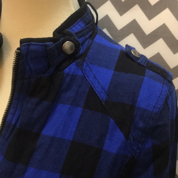 Jacket fully lined size large Forever 21 - Picture 3 of 7